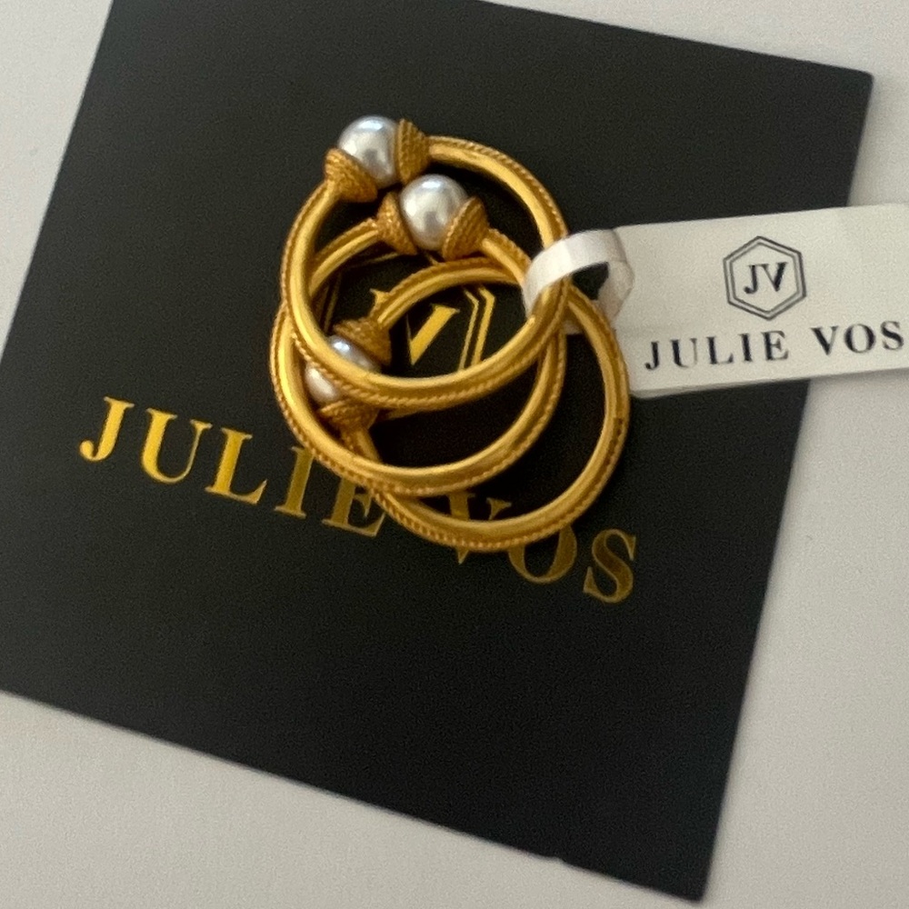 Julie Vos Pearl Calypso Trio Ring
